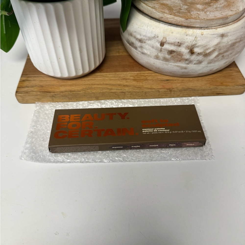 Beauty For Certain Soft to Sculpted Contour Palette